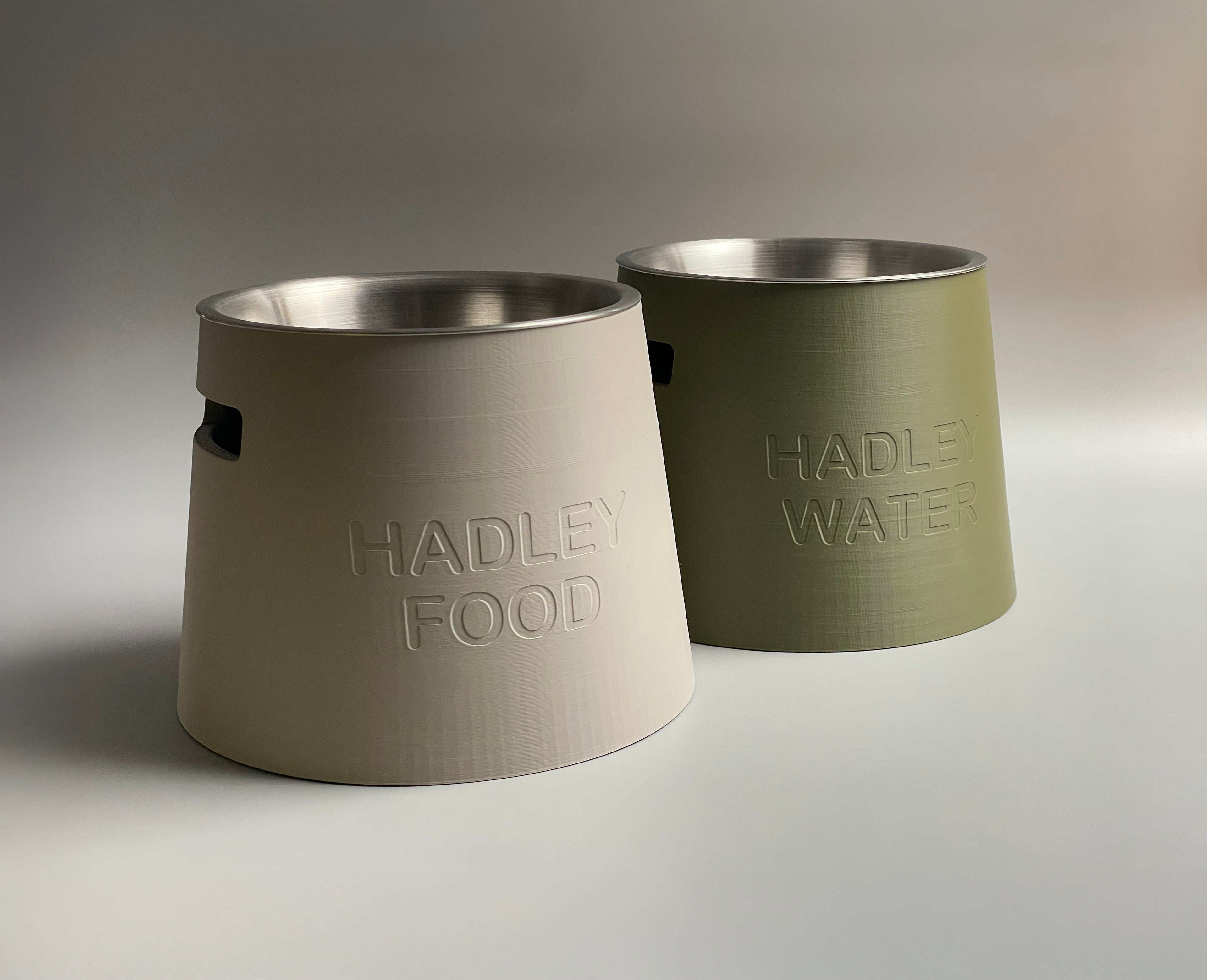 10 cm tall Personalized Elevated Dog Bowl Holder, Healthy Back, Custom Name